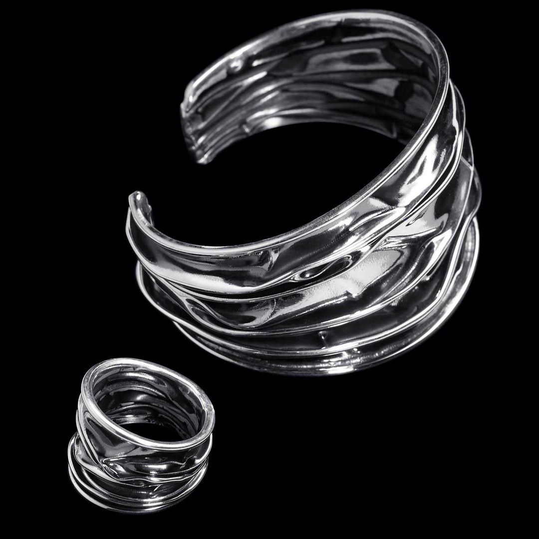 Andata Crumpled Silver Ring - Corazon Latino