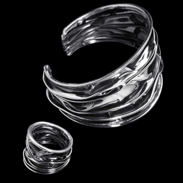 Andata Rippled Silver Pendant - Corazon Latino