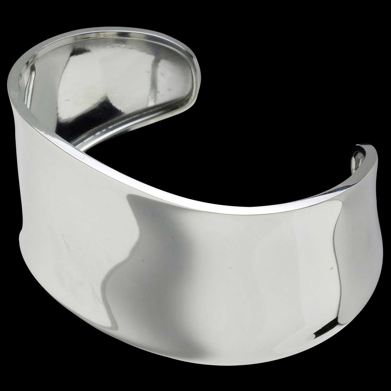 Capella Smooth, Polished Silver Bangle – Corazon Latino