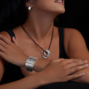 Capella Silver Bangle Bracelet - Corazon Latino