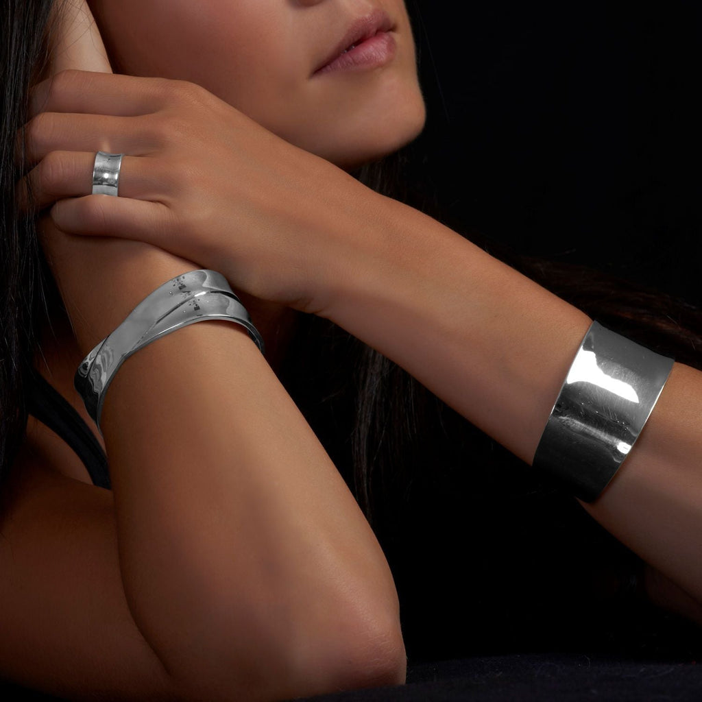 Ｈi-CORAZON FULL Moon Bangle castor-silver-crossover-bangle