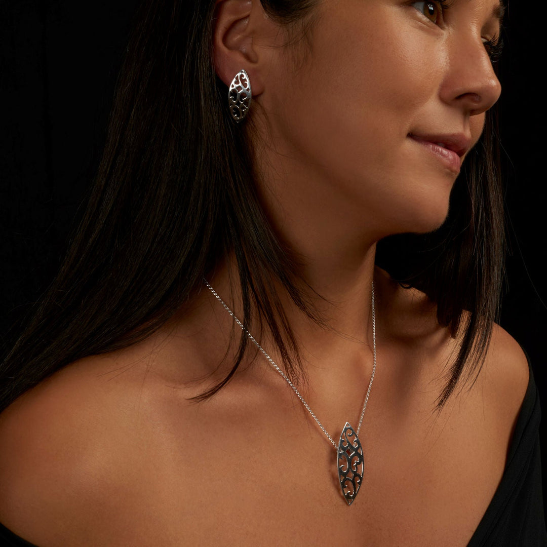 Centauri Pendant Necklace - Corazon Latino