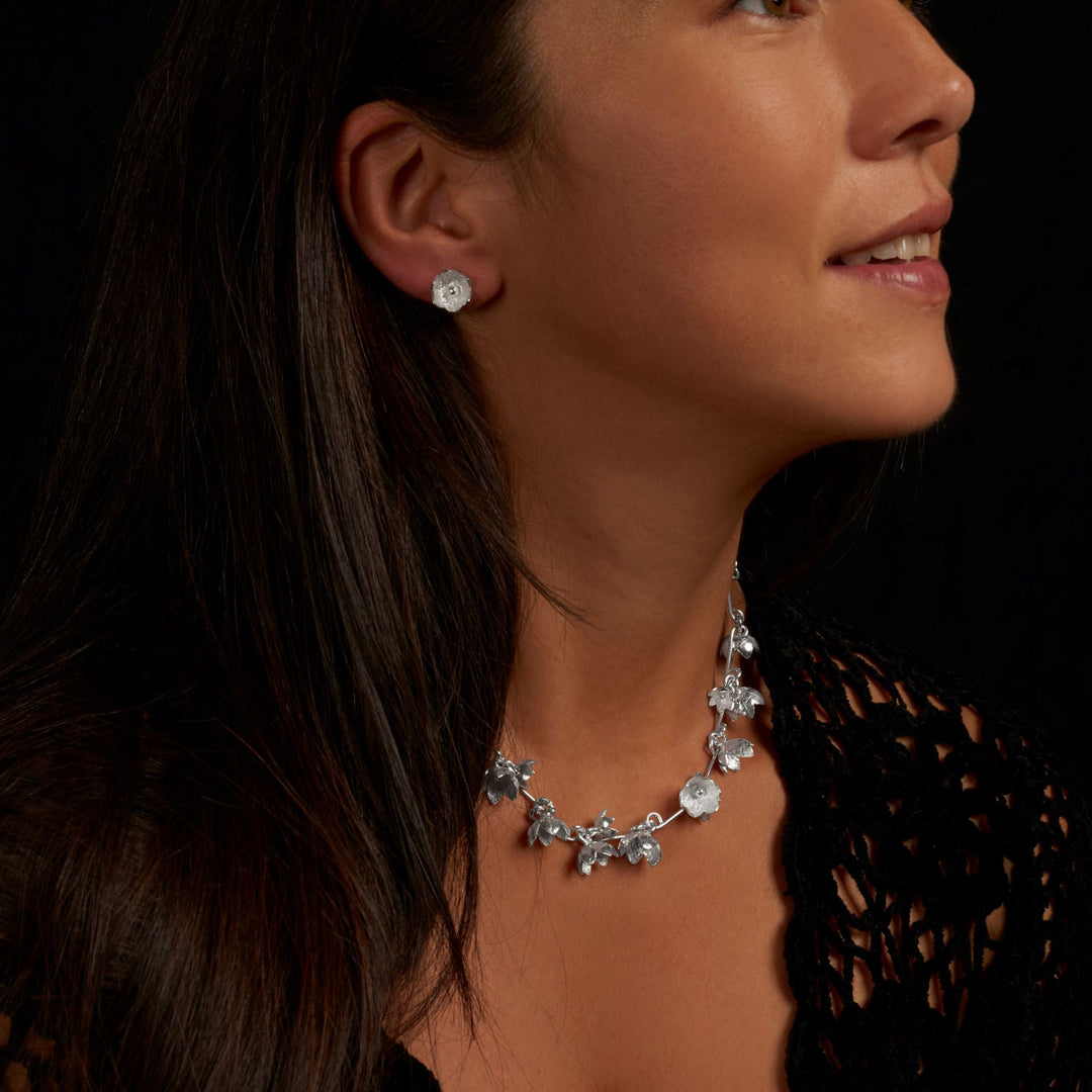 Cressida Silver Flowers Necklace - Corazon Latino