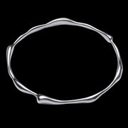 Dana Molten Silver Bangle - Corazon Latino