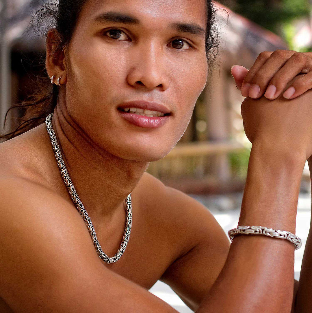 Io Chunky Men's Silver Bracelet - Corazon Latino