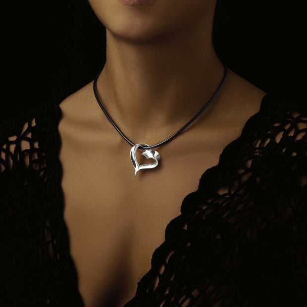 Juno Black Cord Necklace - Corazon Latino