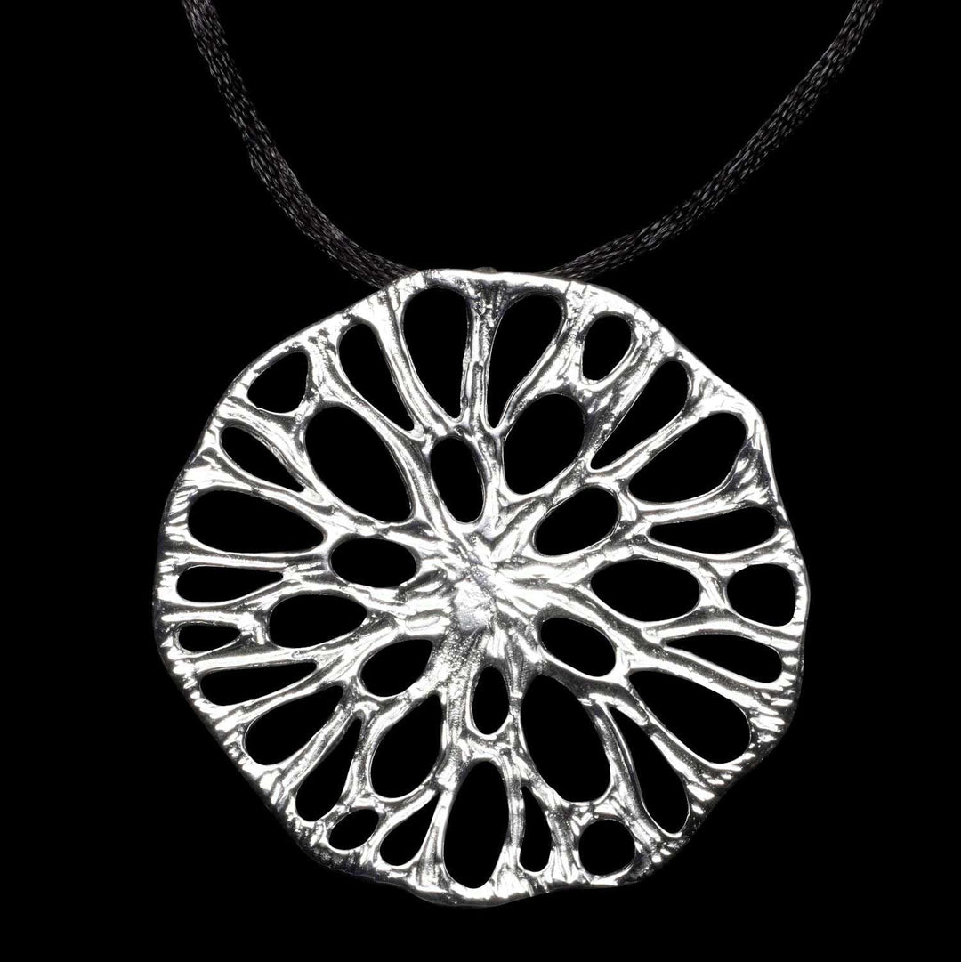 Leda Silver Necklace - Corazon Latino