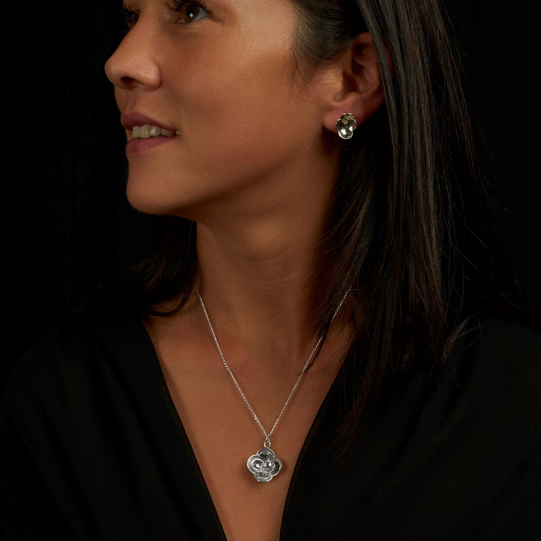 Lilith Pendant Necklace - Corazon Latino