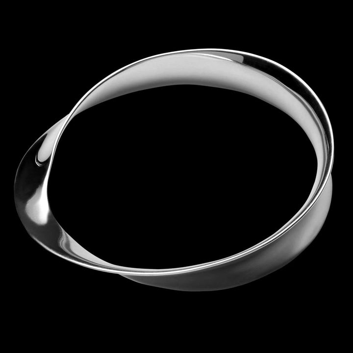 Mobia Twisted Silver Bangle - Corazon Latino