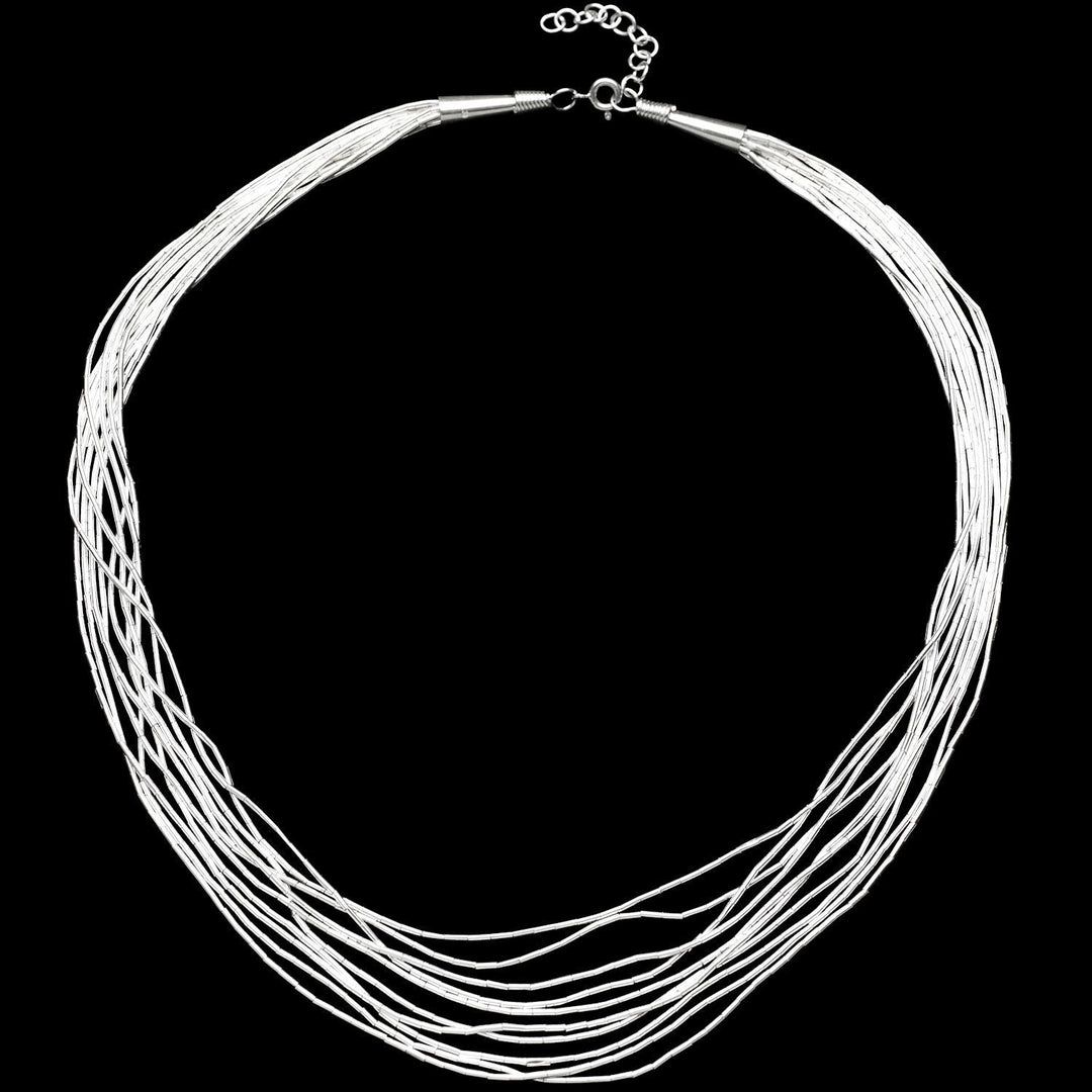 Sylviana Liquid Silver Necklace - Corazon Latino