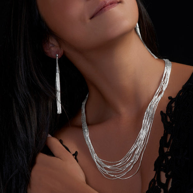 Sylviana Liquid Silver Necklace - Corazon Latino